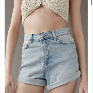 BDG Mom Shorts size 25